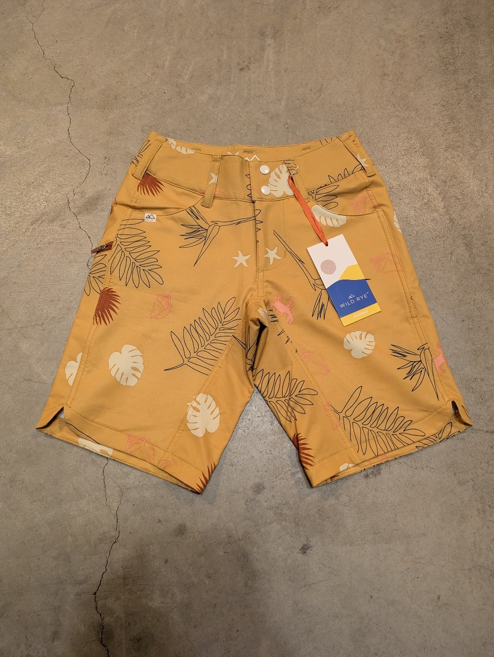 NWT Wild Rye Mustard/Gold Tropical Print Boardshorts Girls 8